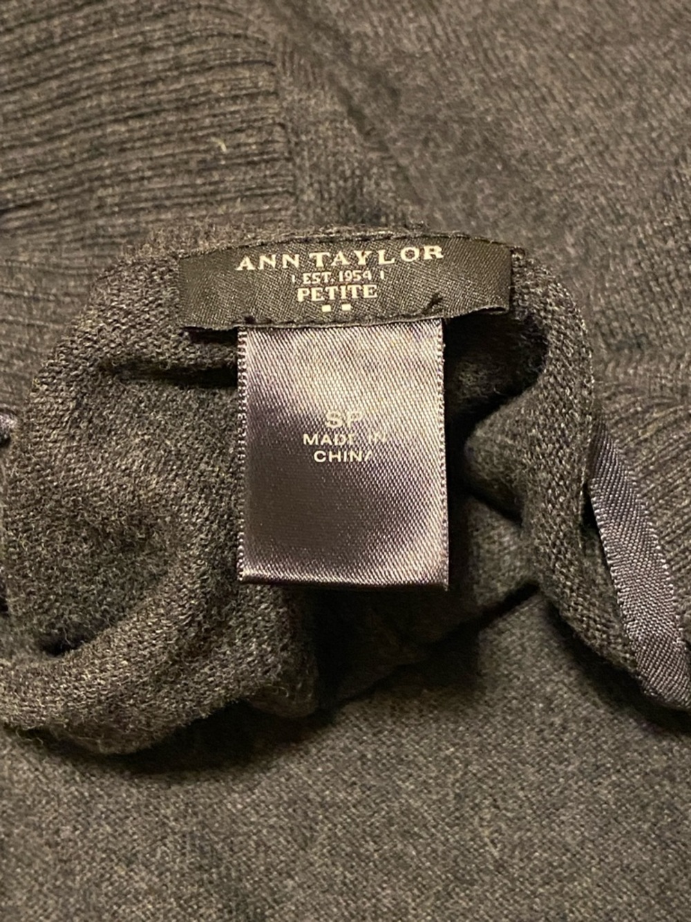 Ann Taylor Petite Dark Gray 3/4 Sleeve Lightweight Knit Cardigan - Picture 4 of 5